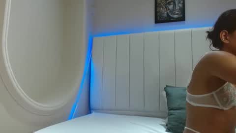 Snapshot of kendra_lux1 chatting on November 2025 01:12:02 PM kendra_lux1 online show from November 2025 01:12:02 PM