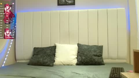 Snapshot of kendra_lux1 chatting on November 2025 01:10:02 PM kendra_lux1 online show from November 2025 01:10:02 PM