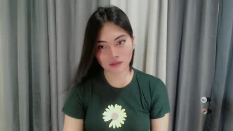 K E N D R A online show from February 2025 08:52:02 PM