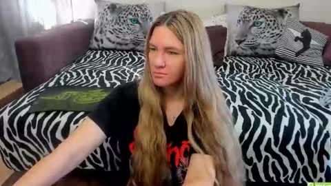 Kendra online show from September 2025 02:00:02 AM