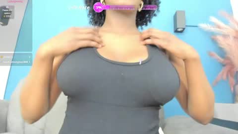 kendrachavez_ online show from April 2026 09:02:01 PM