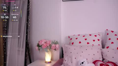 Kira online show from March 2026 10:02:02 PM