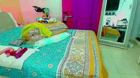 kendralove online show from November 2025 02:34:02 AM