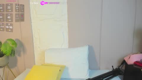 Snapshot of kenia28_ chatting on December 2024 12:45:02 PM Kenia online show from December 2024 12:45:02 PM