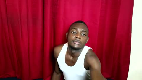 Snapshot of kenna_ass chatting on November 2025 03:23:01 PM Kenia online show from November 2025 03:23:01 PM