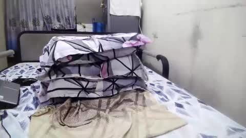 Snapshot of kenneyjean33 chatting on November 2025 01:44:02 PM jeanny online show from November 2025 01:44:02 PM