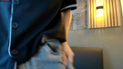 Snapshot of kenny_hank chatting on May 2026 03:56:01 AM kenny_hank online show from May 2026 03:56:01 AM