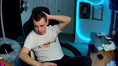 Snapshot of kentuckydrake chatting on January 2025 03:22:01 AM Drake online show from January 2025 03:22:01 AM