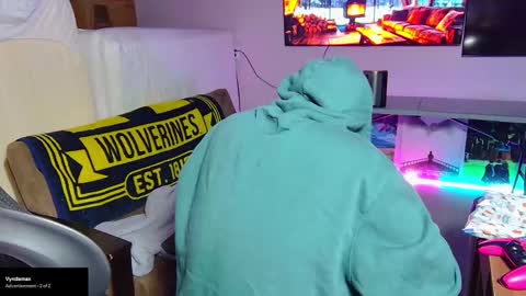 Snapshot of kentuckydrake chatting on December 2025 01:00:01 AM Drake online show from December 2025 01:00:01 AM