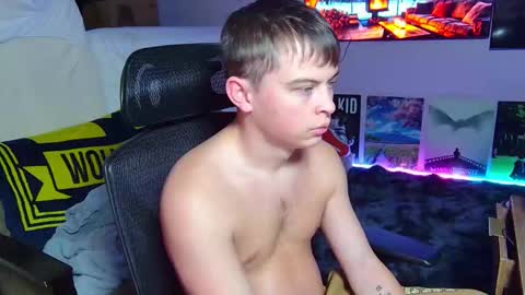 Snapshot of kentuckydrake chatting on December 2025 01:13:01 AM Drake online show from December 2025 01:13:01 AM