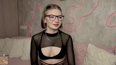 Lisa online show from June 2026 07:04:02 PM