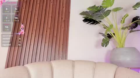 Snapshot of kenykitty chatting on April 2026 05:30:01 PM Keny Kitty Onlyfans Kenayfoxx online show from April 2026 05:30:01 PM