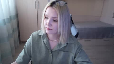 Evelyn online show from July 2026 01:26:01 PM