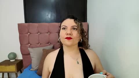 Snapshot of kerly_mature42 chatting on October 2025 02:28:01 PM KERLY online show from October 2025 02:28:01 PM