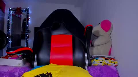 Snapshot of kerlysmith24 chatting on December 2024 09:56:01 PM Kerlysmith24 online show from December 2024 09:56:01 PM