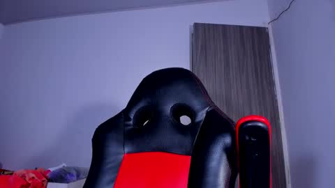 Snapshot of kerlysmith24 chatting on March 2025 09:08:02 PM Kerlysmith24 online show from March 2025 09:08:02 PM