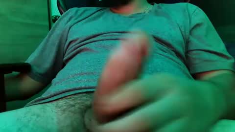 Snapshot of kerry_flotecrc chatting on December 2024 04:42:01 AM KerryFlote online show from December 2024 04:42:01 AM