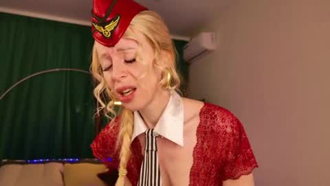 KessEdisson online show from April 2026 07:58:01 PM