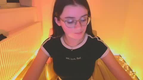 Snapshot of ketrin_pirsss chatting on January 2025 04:25:02 AM Ketrin online show from January 2025 04:25:02 AM