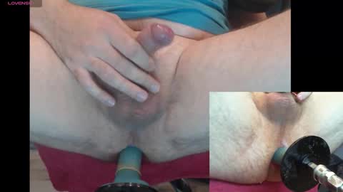 Snapshot of kev0808 chatting on November 2025 08:33:02 PM Kev online show from November 2025 08:33:02 PM