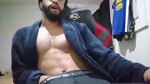 kevi4 online show from January 2025 06:14:01 PM