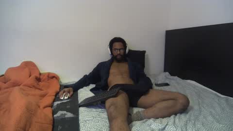 kevi4 online show from February 2025 12:00:02 AM