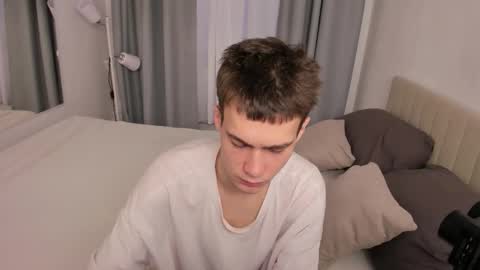 Snapshot of kevin_kess chatting on November 2025 11:10:01 AM Ask me online show from November 2025 11:10:01 AM