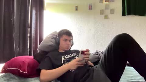 kevinderon1 online show from April 2026 08:31:02 PM