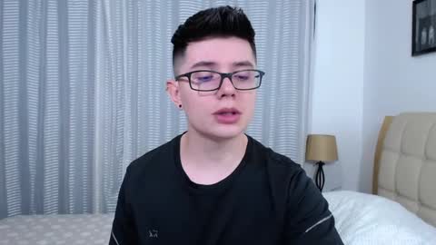 Kevin online show from September 2025 08:54:01 PM