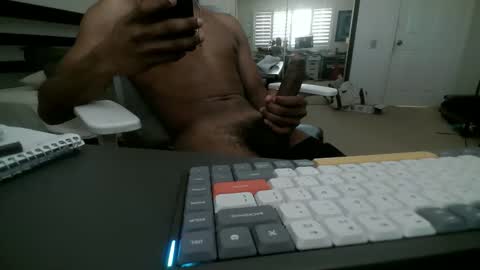 Snapshot of kevinlang97 chatting on April 2026 09:01:01 PM kevinlang97 online show from April 2026 09:01:01 PM