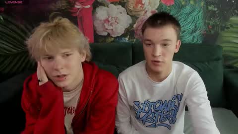 Kevin online show from November 2025 07:43:01 PM