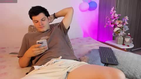 kevin and ottis online show from March 2026 12:12:01 AM