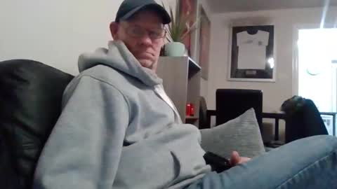 kevlooking4sez online show from January 2025 08:36:02 PM