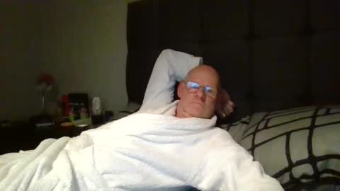 kevlooking4sez online show from March 2025 12:10:02 AM