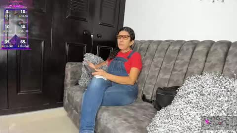 Keila Milf online show from October 2025 02:55:02 AM