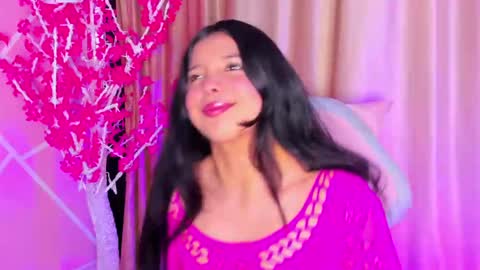 Keyla noa online show from November 2025 08:33:02 PM