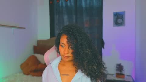 Snapshot of keyla_roberts_ chatting on June 2026 10:37:01 PM Adhara. Help me reach 100 likes online show from June 2026 10:37:01 PM