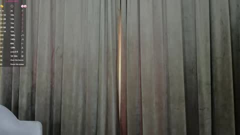 Snapshot of keylalong chatting on February 2025 02:40:02 AM Hi Im Mary Glad to see you in my room PVT is open online show from February 2025 02:40:02 AM