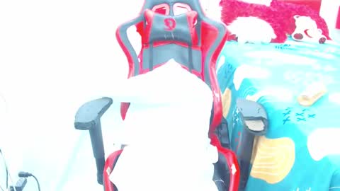 Snapshot of keyra_dainty chatting on January 2025 10:29:02 AM Sandy Saenz online show from January 2025 10:29:02 AM