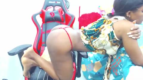 Snapshot of keyra_dainty chatting on January 2025 01:36:02 PM Sandy Saenz online show from January 2025 01:36:02 PM