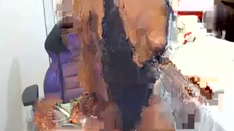 Snapshot of keyra_dainty chatting on November 2025 11:32:02 AM Sandy Saenz online show from November 2025 11:32:02 AM