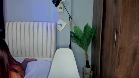 khate_smith online show from June 2026 04:45:01 PM