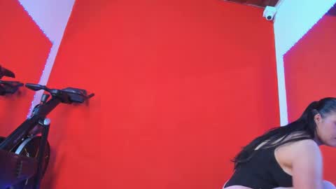 Kathe Hot online show from February 2025 06:33:01 PM