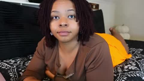 Snapshot of khayaparker chatting on October 2025 04:55:01 PM Khaya online show from October 2025 04:55:01 PM