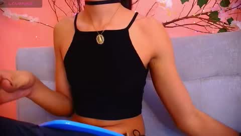 khelani_julls online show from December 2025 12:11:02 PM