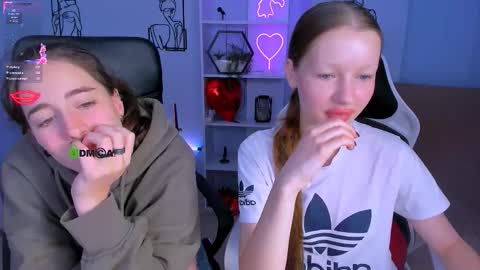 Snapshot of khloebeauty chatting on October 2025 07:25:02 PM khloebeauty online show from October 2025 07:25:02 PM