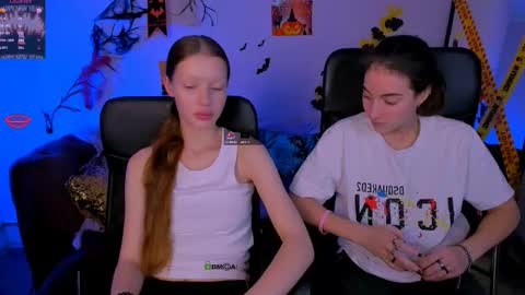 Snapshot of khloebeauty chatting on November 2025 08:52:02 PM khloebeauty online show from November 2025 08:52:02 PM