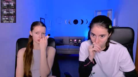 Snapshot of khloebeauty chatting on November 2025 08:20:01 PM khloebeauty online show from November 2025 08:20:01 PM