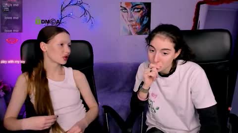 Snapshot of khloebeauty chatting on December 2025 08:14:02 PM khloebeauty online show from December 2025 08:14:02 PM