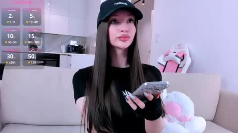 khloe online show from February 2026 08:38:02 PM